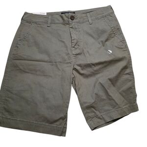 AERO Stretch Classic Men's Shorts, Size 30 / 9.5" Inseam, Olive Green